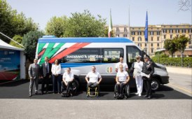 Un minibus di IDV per gli atleti del Gruppo Sportivo Paralimpico dell Difesa
